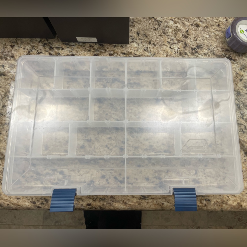 Plano Storage Box with Adjustable Compartments (Clear)